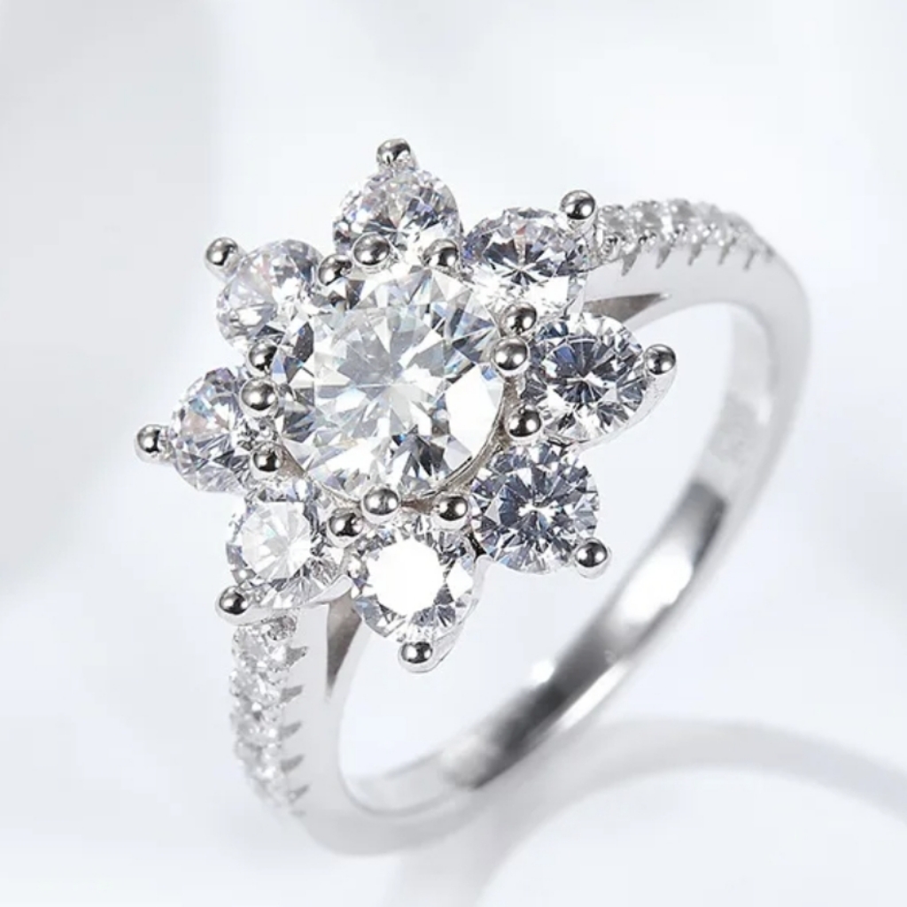 Gra Certified Moissanite Ring In Sterling Silver Size 475 125$